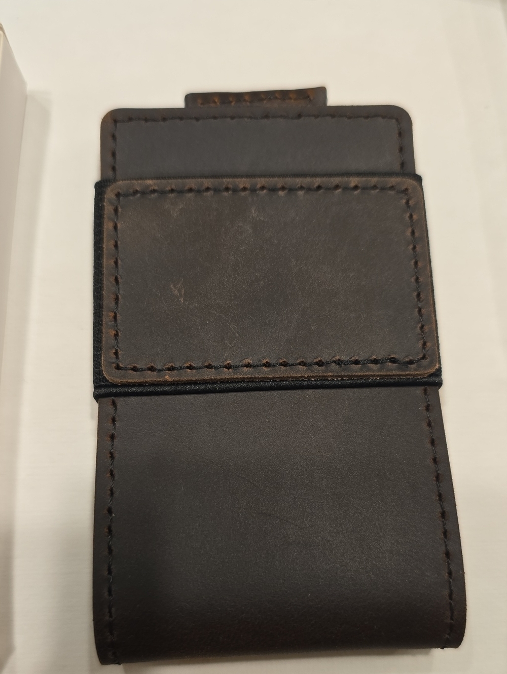 Slim Leather Money Clip Wallet - Brown